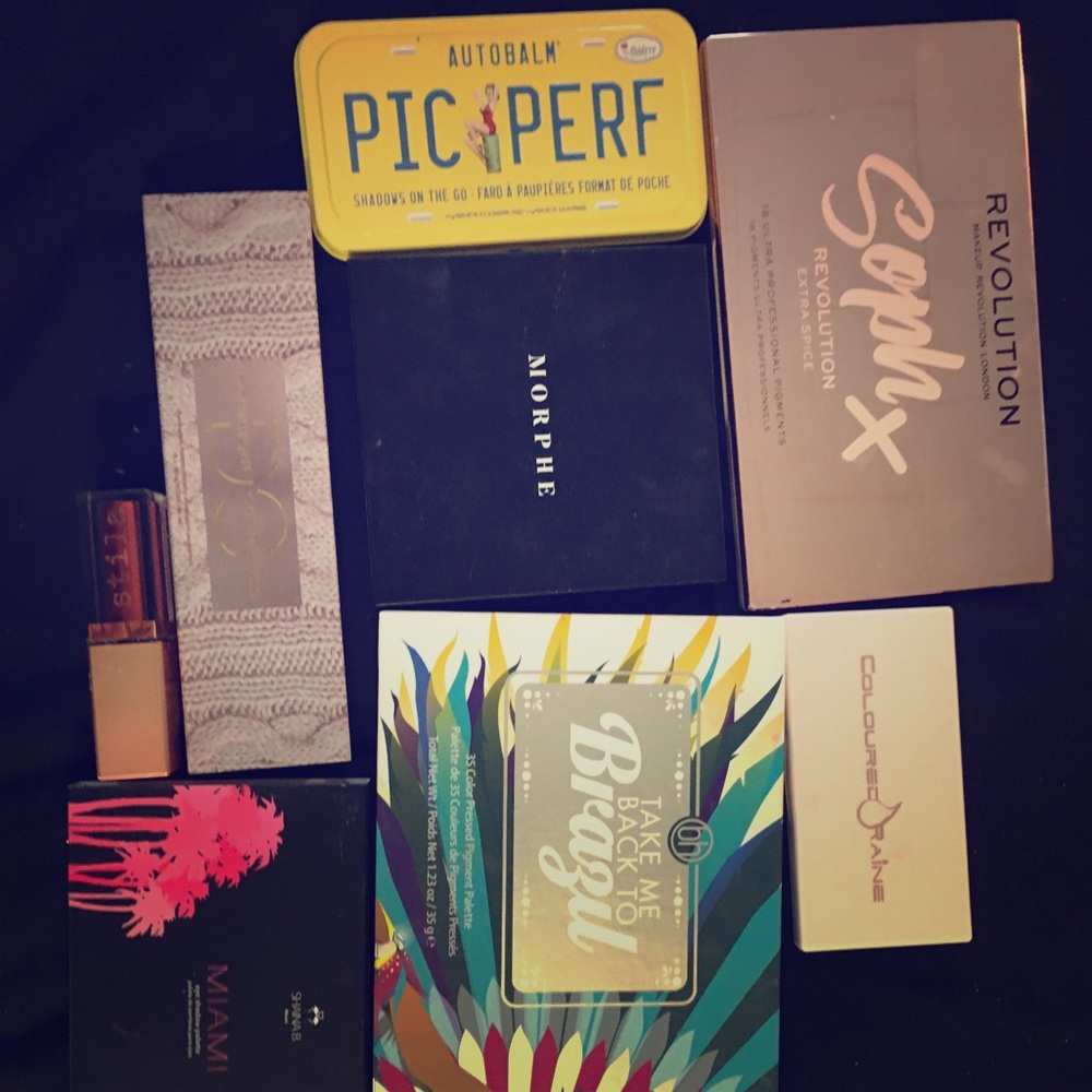 EYESHADOW BUNDLE